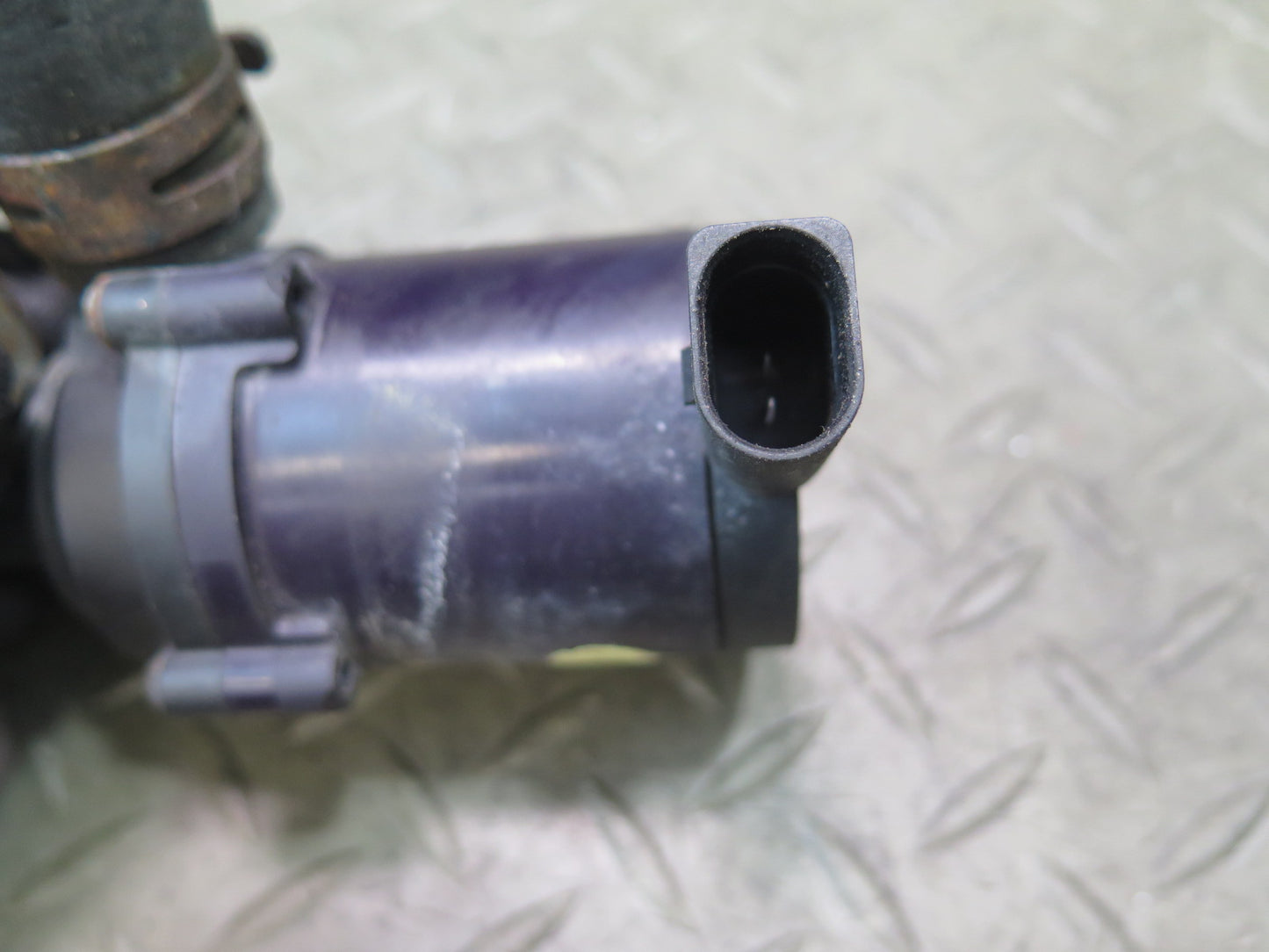 2003-2010 Porsche Cayenne 957 Secondary Auxiliary AUX Coolant Water Pump