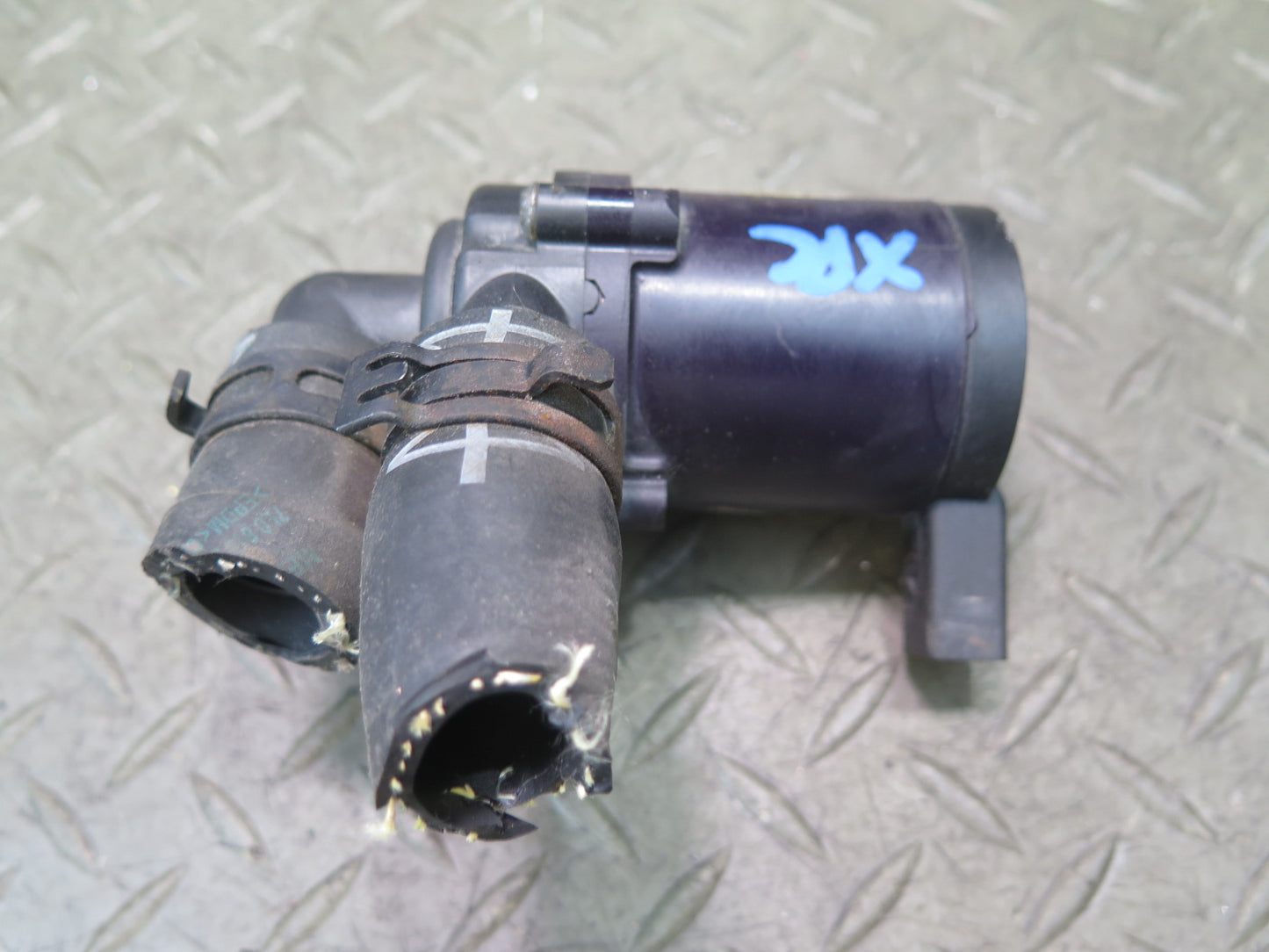 2003-2010 Porsche Cayenne 957 Secondary Auxiliary AUX Coolant Water Pump