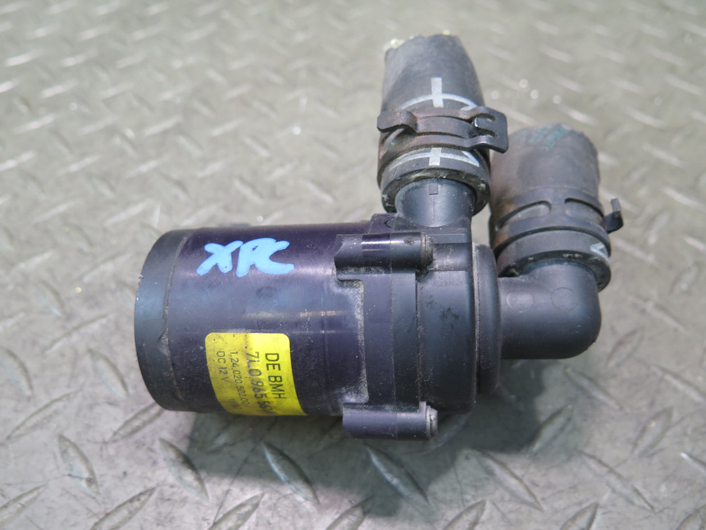 2003-2010 Porsche Cayenne 957 Secondary Auxiliary AUX Coolant Water Pump
