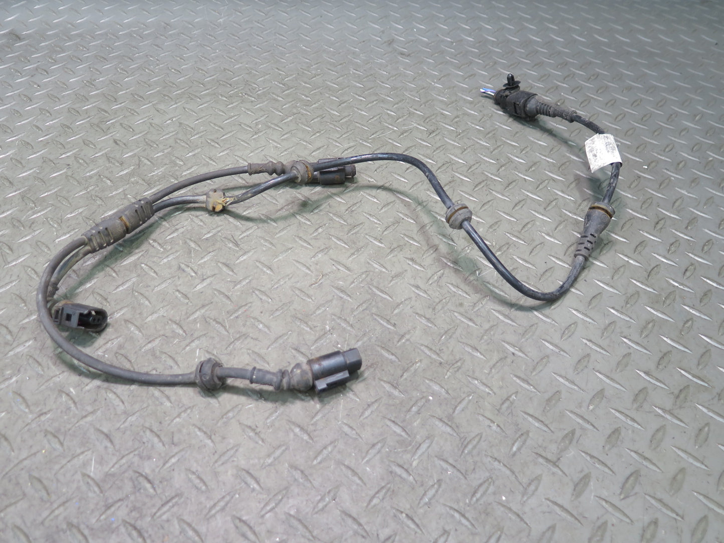 2008-2010 Porsche Cayenne 957 Rear Left or Right Wheel ABS Sensor 7L0971279G