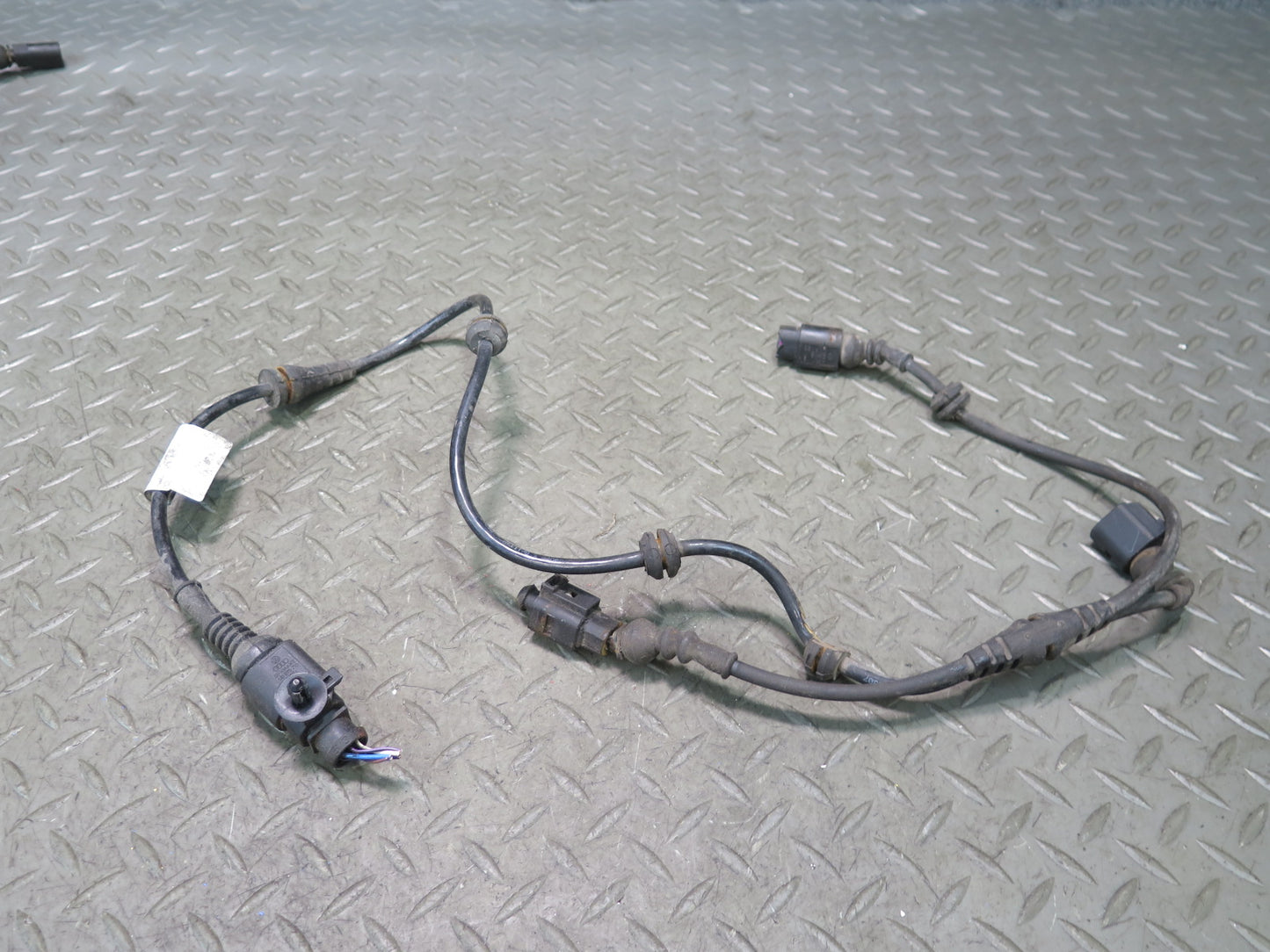 2008-2010 Porsche Cayenne 957 Rear Left or Right Wheel ABS Sensor 7L0971279G