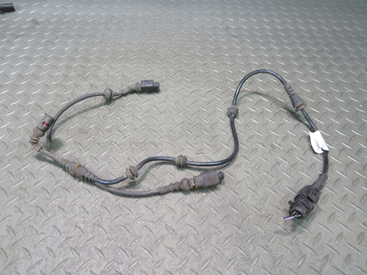 2008-2010 Porsche Cayenne 957 Rear Left or Right Wheel ABS Sensor 7L0971279G