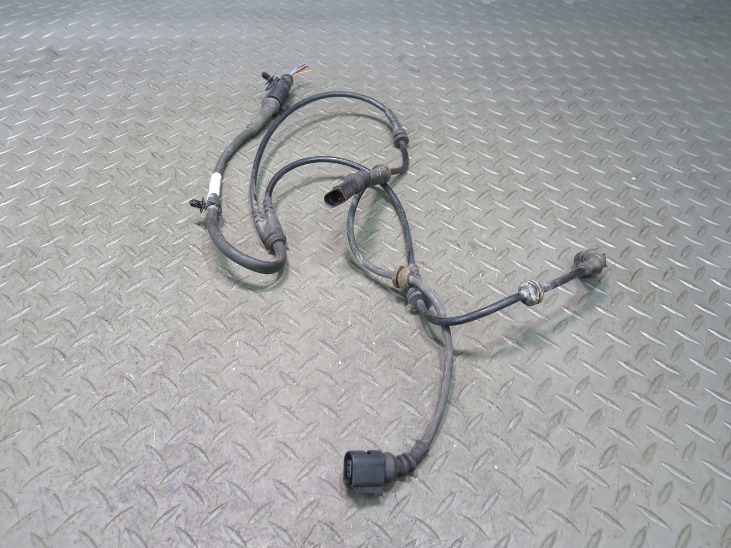 2008-2010 Porsche Cayenne 957 Front Left or Right Wheel ABS Sensor 7L0971279J