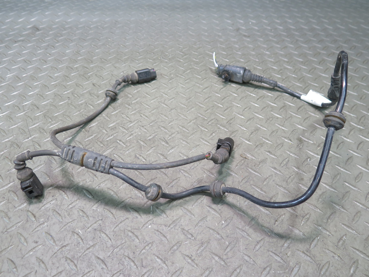 2008-2010 Porsche Cayenne 957 Rear Left or Right Wheel ABS Sensor 7L0971279G