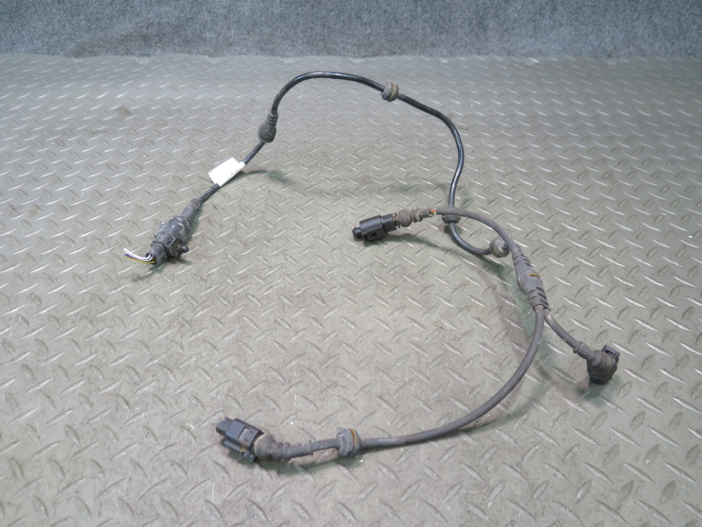 2008-2010 Porsche Cayenne 957 Rear Left or Right Wheel ABS Sensor 7L0971279G