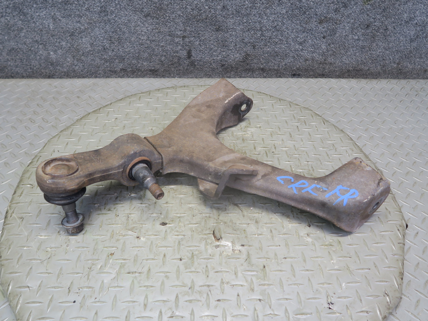 03-06 Chevrolet SSR Set of 2 Front Right Upper & Lower Control Arm OEM