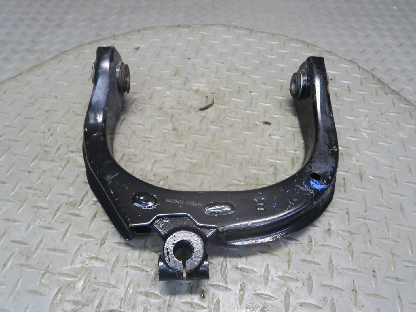 03-06 Chevrolet SSR Set of 2 Front Right Upper & Lower Control Arm OEM