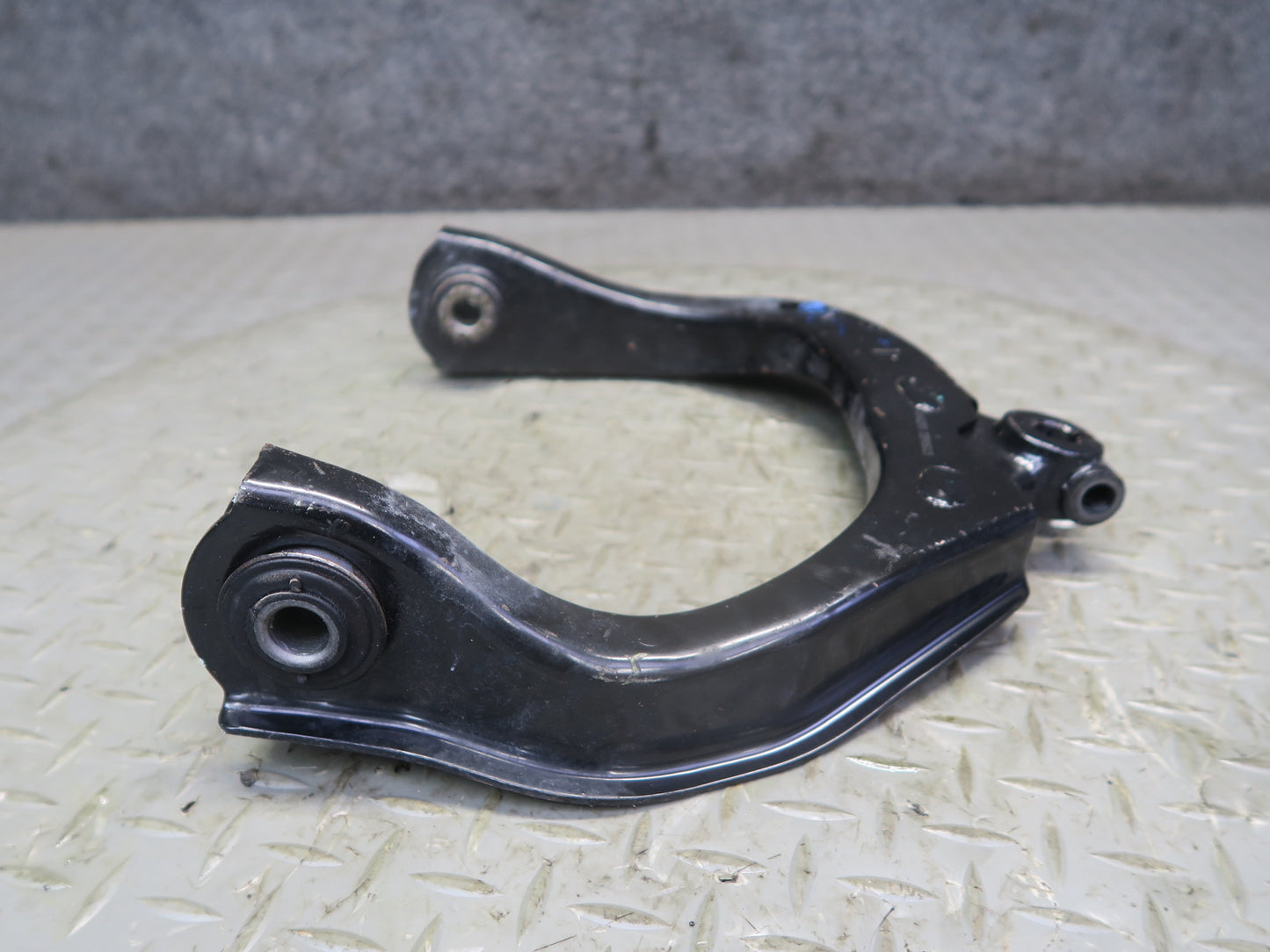 03-06 Chevrolet SSR Set of 2 Front Right Upper & Lower Control Arm OEM