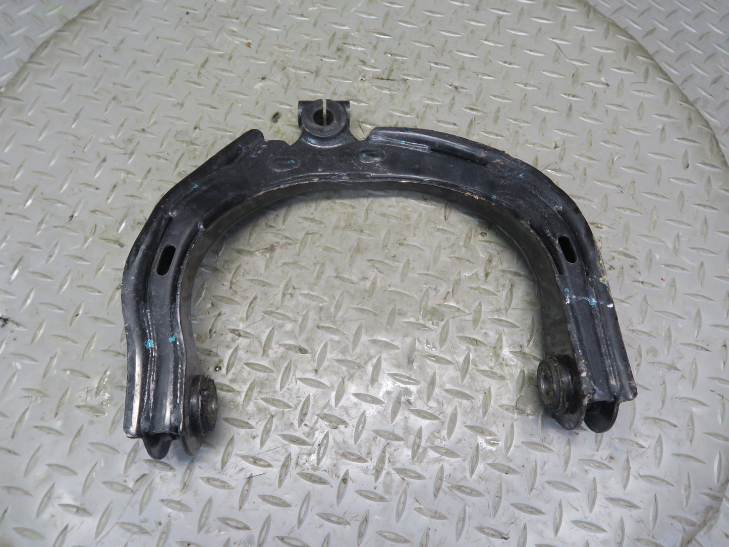 03-06 Chevrolet SSR Set of 2 Front Right Upper & Lower Control Arm OEM