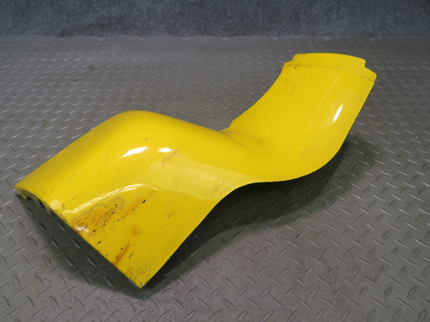 03-06 Chevrolet SSR Front Left Fender Rocker Molding Slingshot Yellow OEM