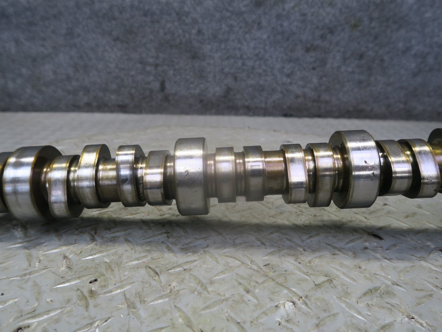 03-04 Chevrolet SSR V8 5.3L LM4 Engine Motor Camshaft 49K Miles OEM