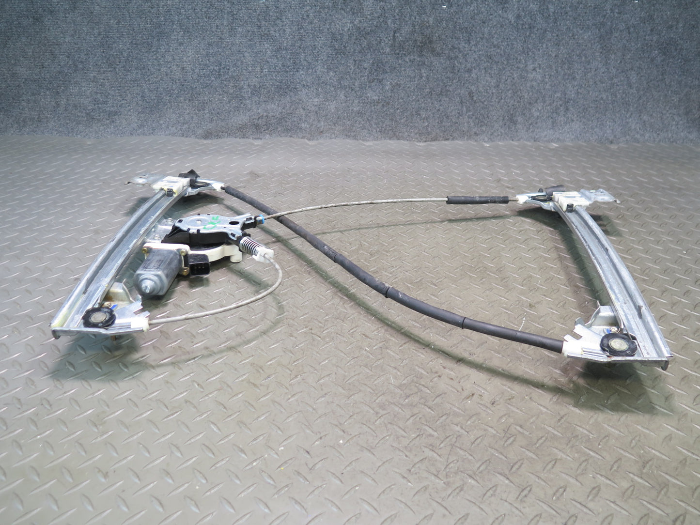 03-06 Chevrolet SSR Front Left Driver Door Window Regulator w Motor OEM