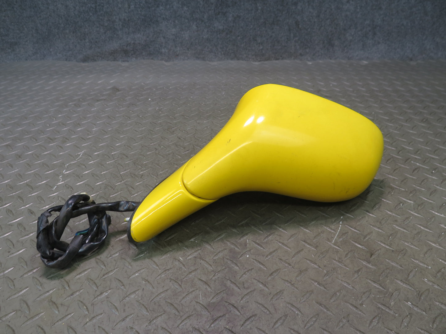 03-06 Chevrolet SSR Left Door Side View Power Heated Mirror Slingshot Yellow OEM