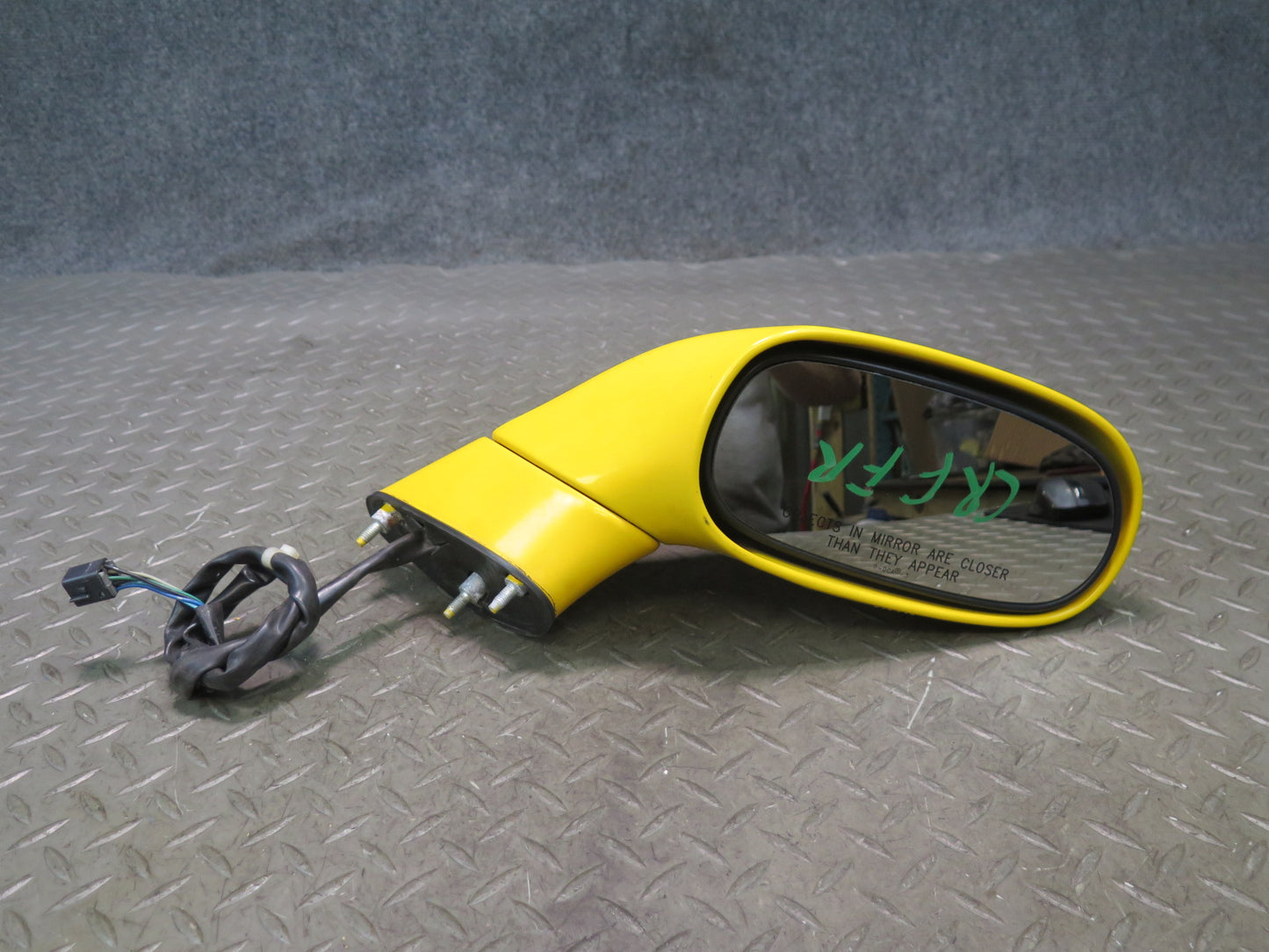 03-06 Chevrolet SSR Right Door Side View Power Heated Mirror Yellow OEM