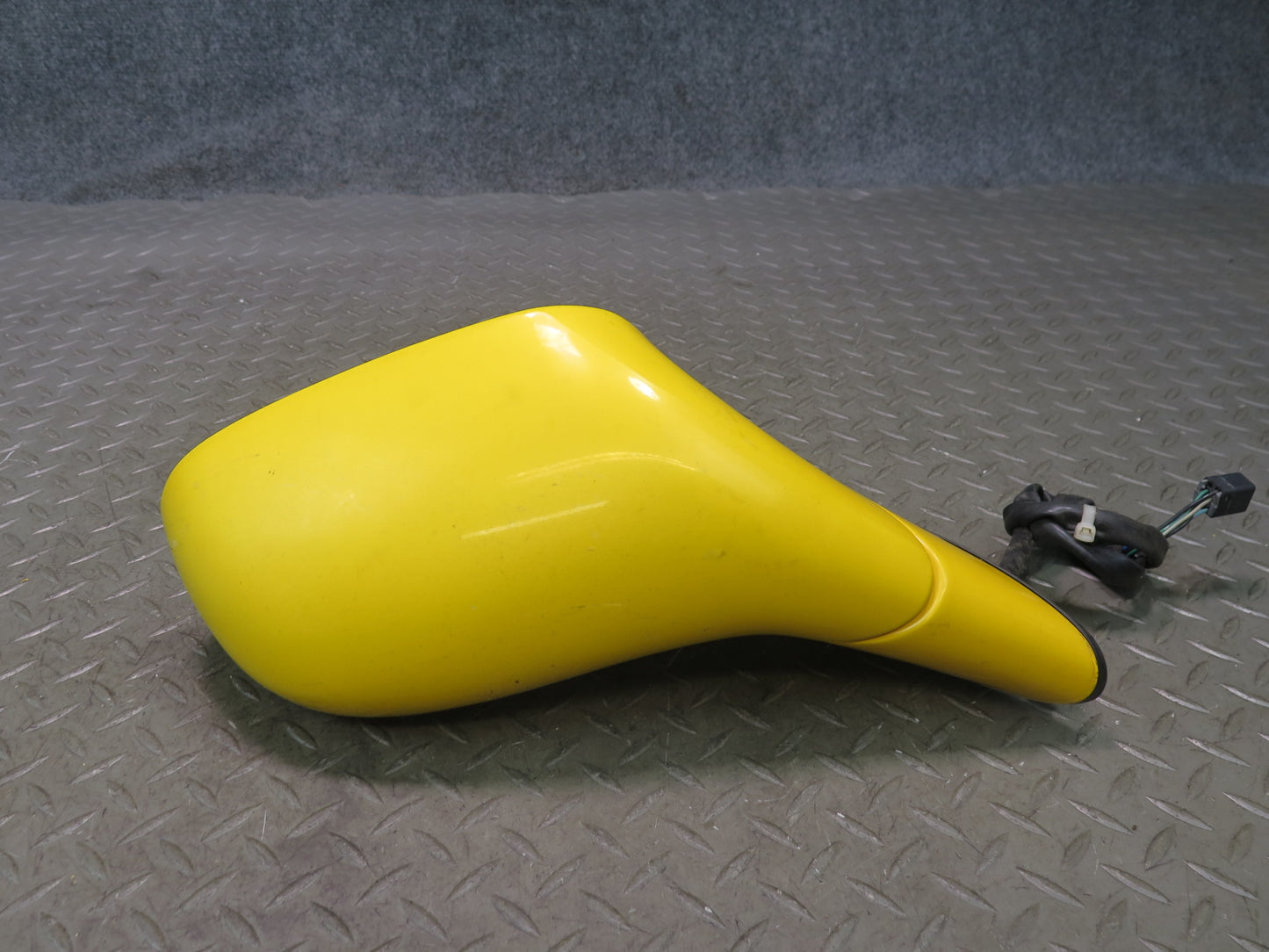 03-06 Chevrolet SSR Right Door Side View Power Heated Mirror Yellow OEM