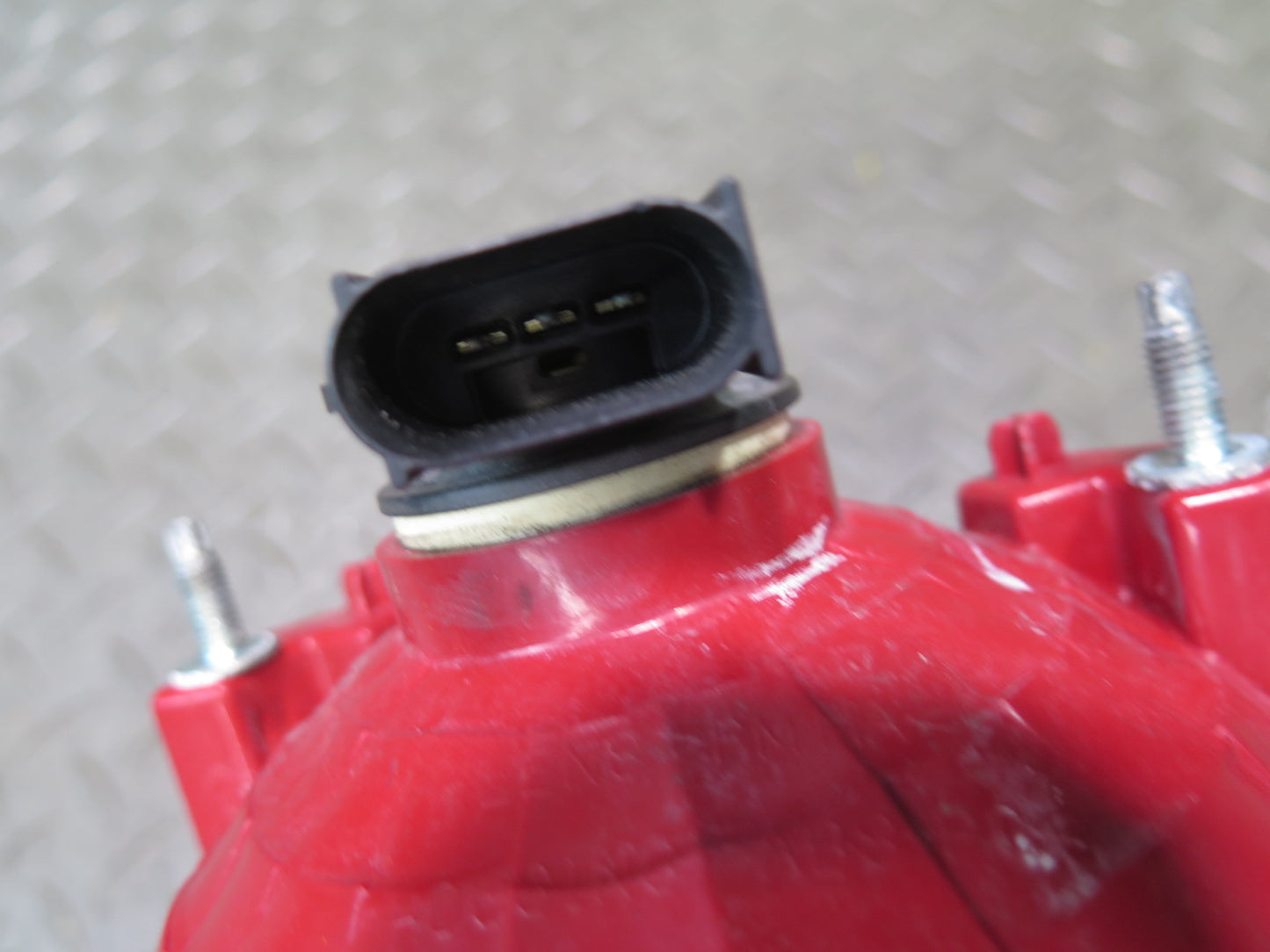 03-06 Chevrolet SSR Rear Left Tail Light Lamp OEM