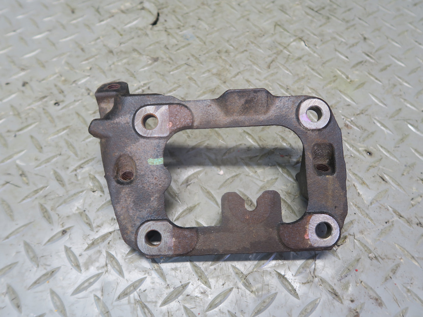 03-04 Chevrolet SSR 5.3L Set of 6 Right & Left Engine Motor Mount Bracket OEM