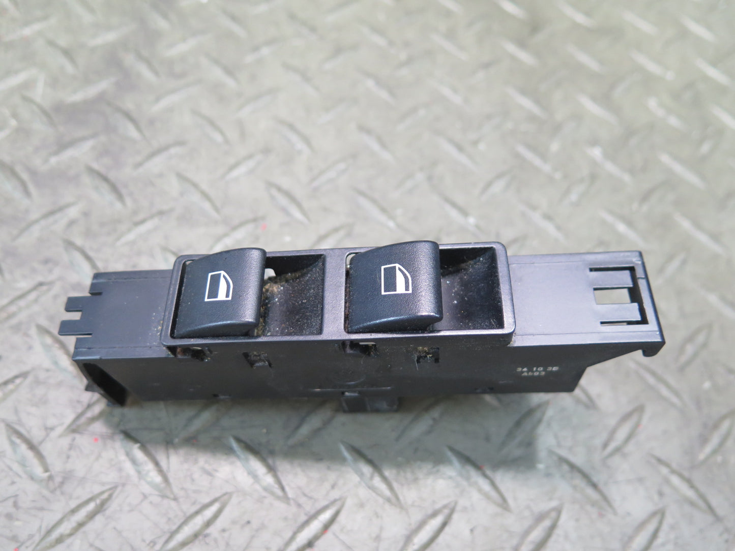 2001-2006 BMW E46 M3 3-SERIES Coupe Left Master Power Window Switch 6902175