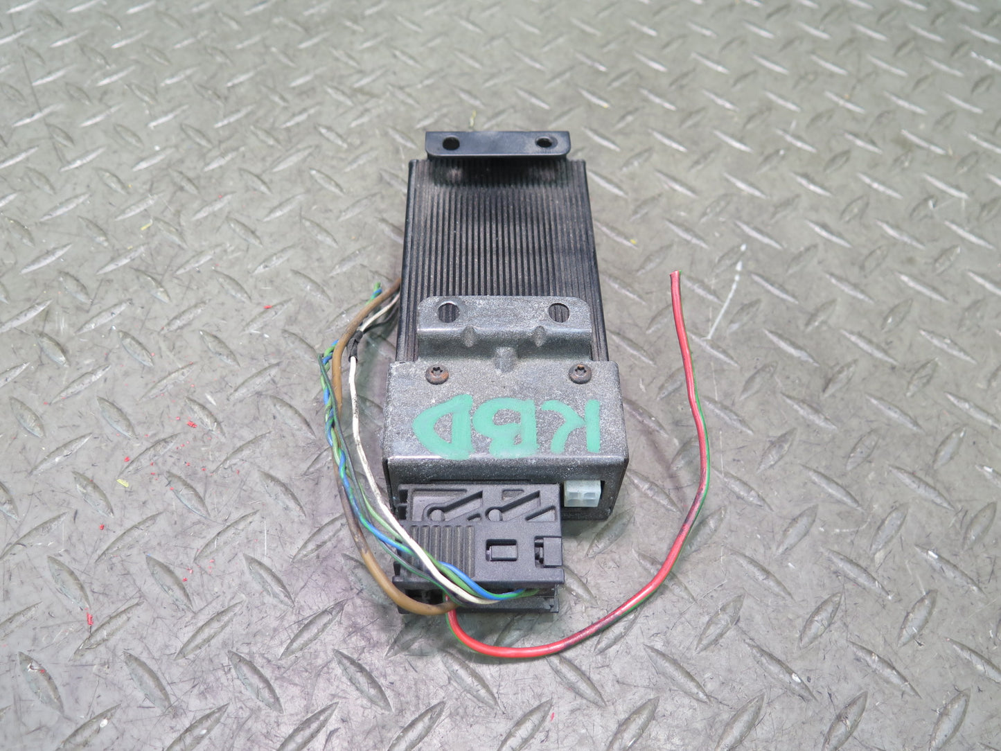 2001-2006 BMW E46 M3 3-SERIES Harman Kardon Subwoofer Amplifier AMP 6920892