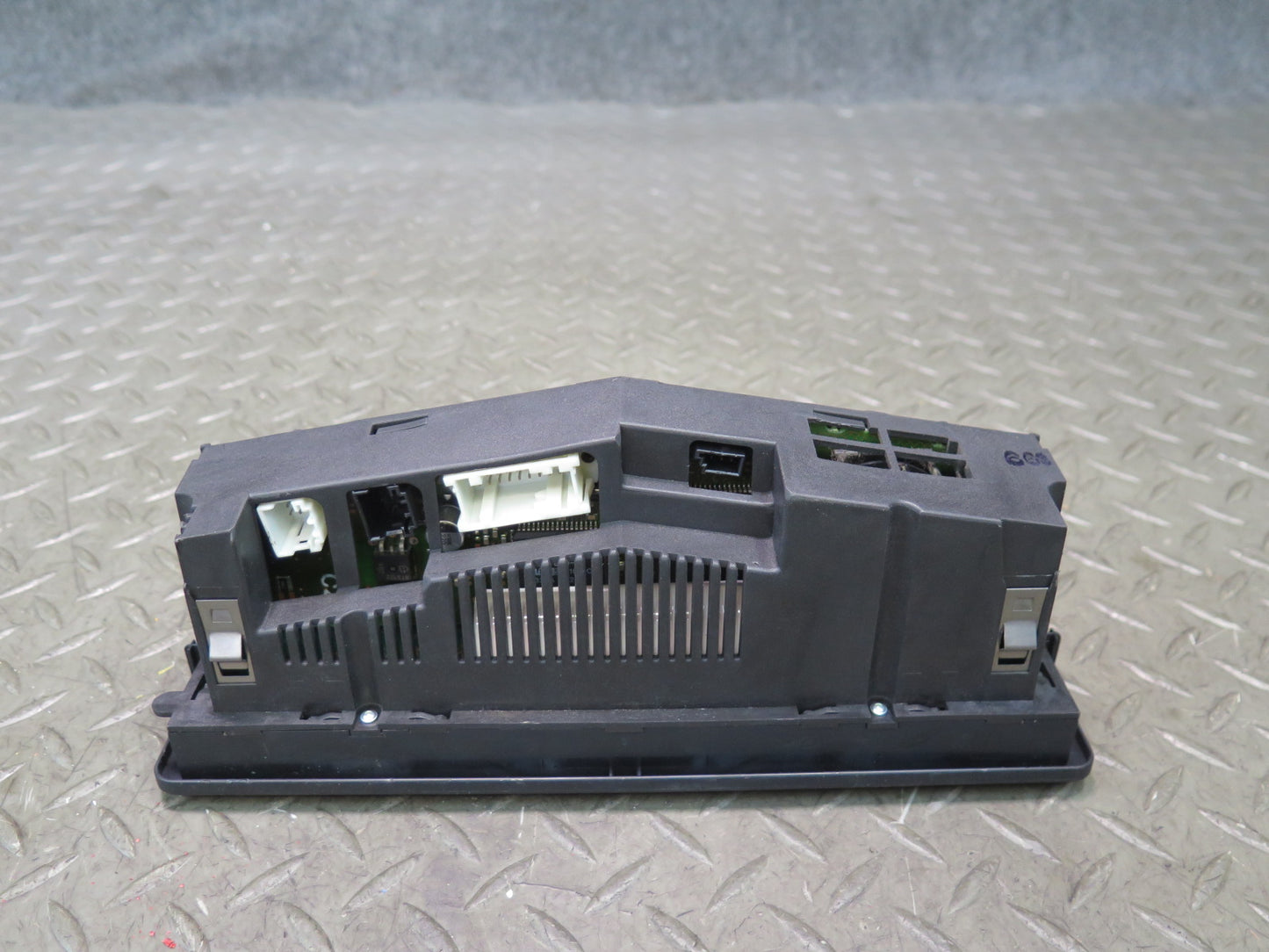 2001-2006 BMW E46 M3 3-SERIES A/C Heater Climate Control Switch Panel 6916882