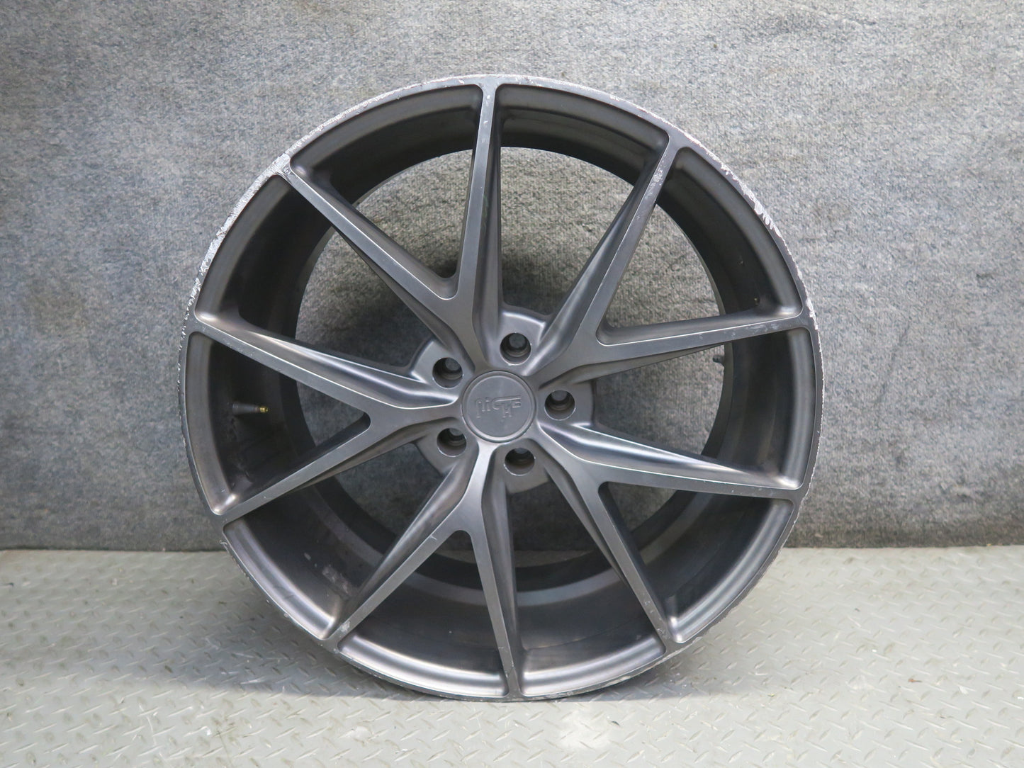 Niche Misano M117 R21 21" Wheel Rim 21x9J ET38 5x114.3