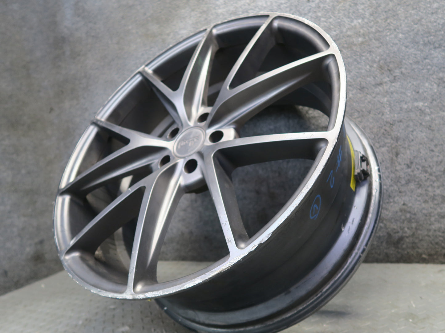 Niche Misano M117 R21 21" Wheel Rim 21x9J ET38 5x114.3