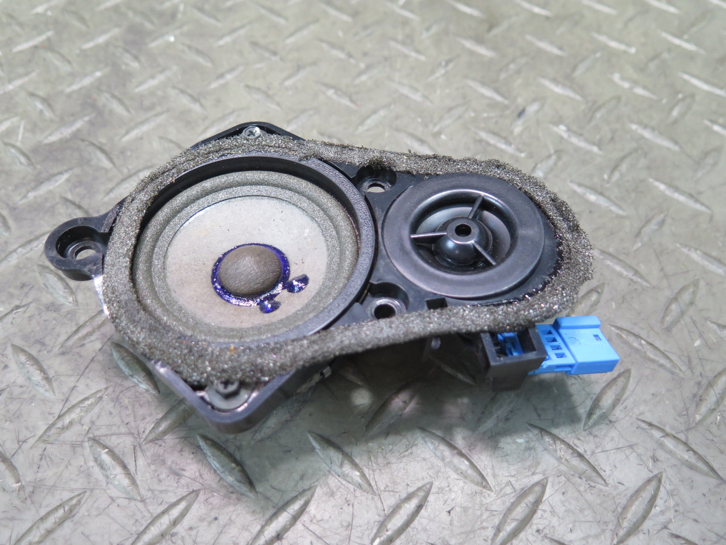 2001-2006 BMW E46 3-SERIES Harman Kardon Front Left MID Range Speaker w Tweeter