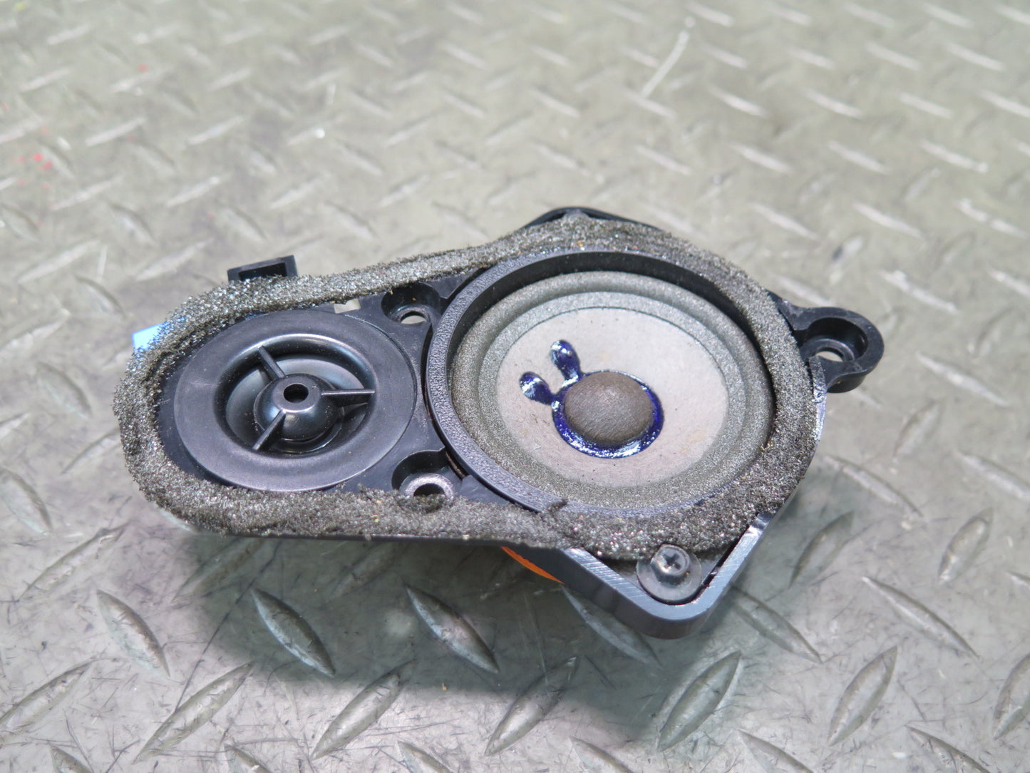 2001-2006 BMW E46 3-SERIES Harman Kardon Front Left MID Range Speaker w Tweeter