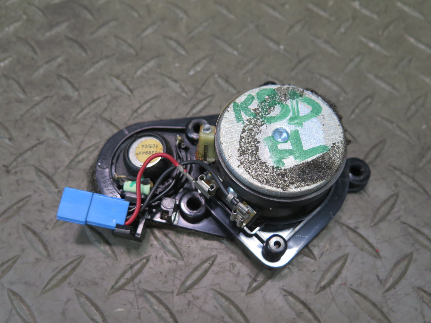 2001-2006 BMW E46 3-SERIES Harman Kardon Front Left MID Range Speaker w Tweeter