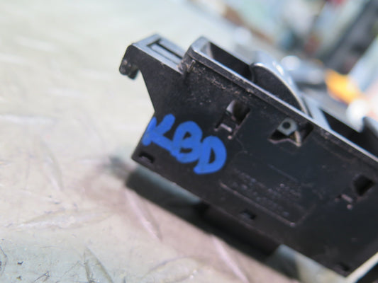 2001-2006 BMW E46 M3 3-SERIES Coupe Right Power Window Switch 6902178