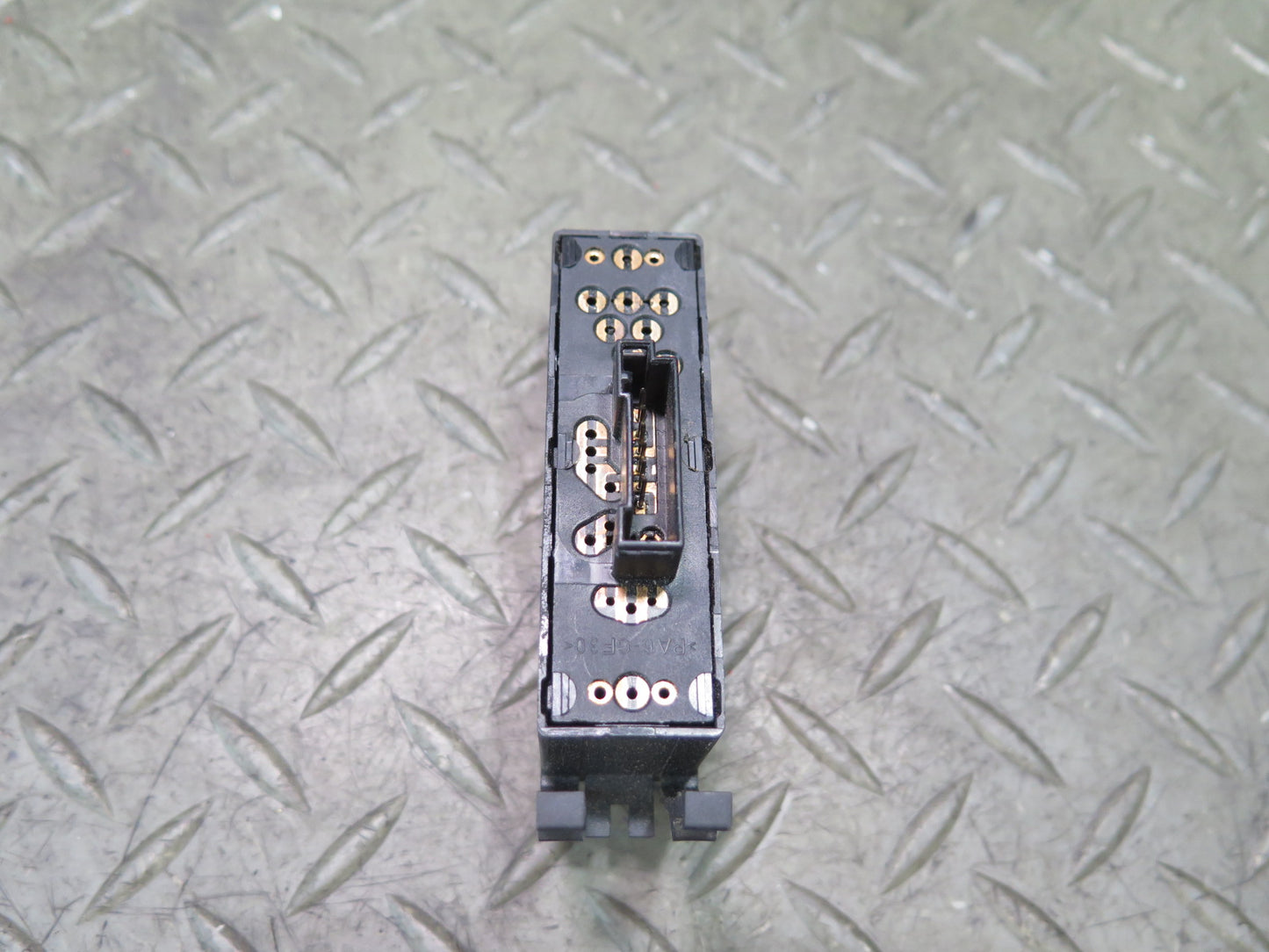 2001-2006 BMW E46 M3 3-SERIES Coupe Right Power Window Switch 6902178