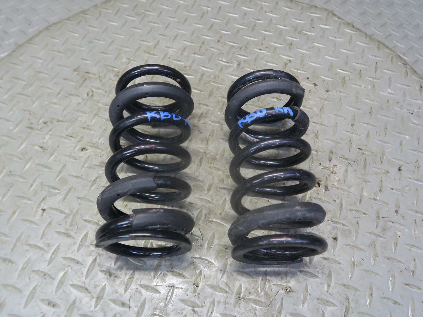 2001-2006 BMW E46 M3 Coupe Rear Left & Right Coil Spring Set of 2
