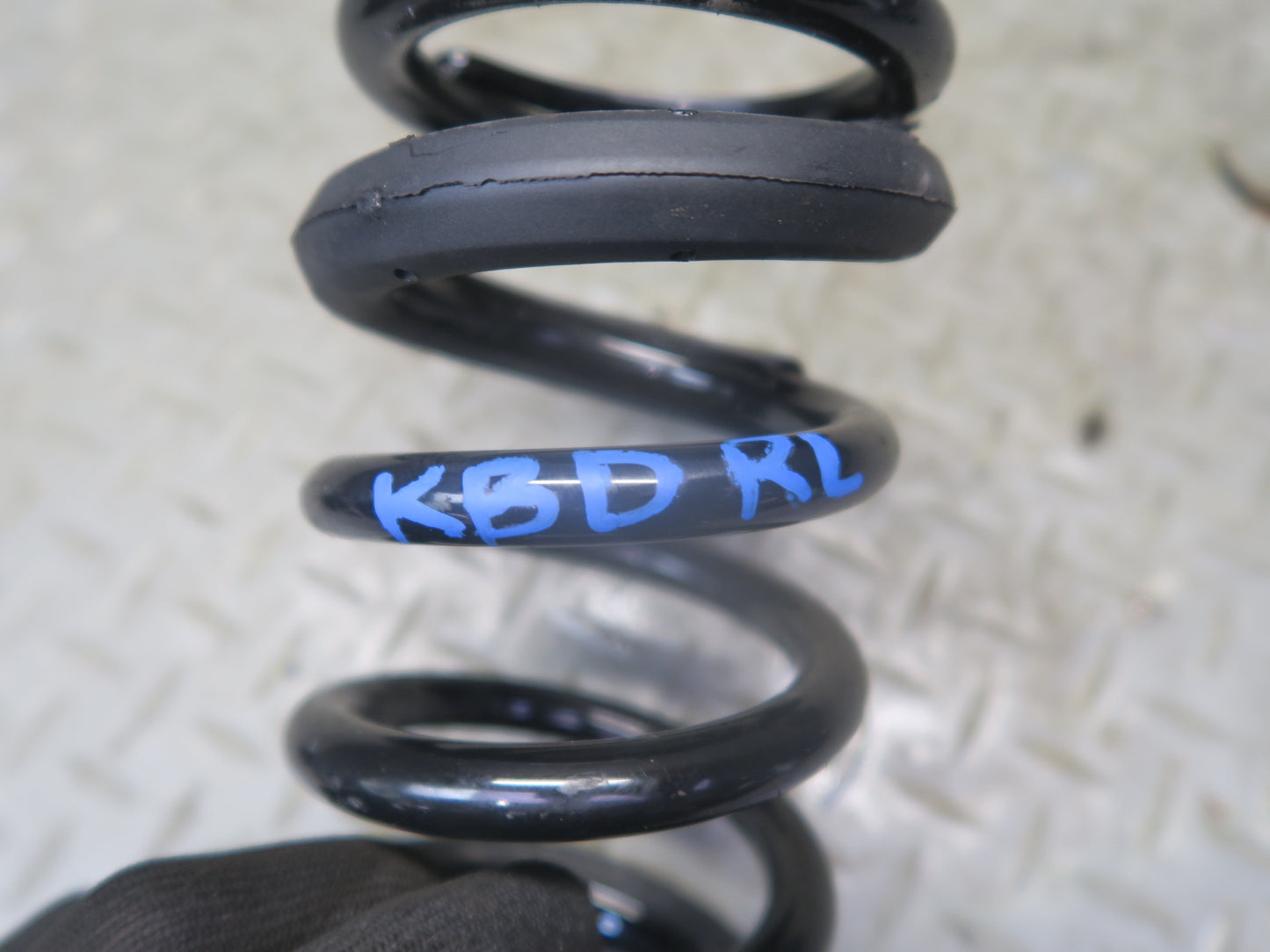 2001-2006 BMW E46 M3 Coupe Rear Left & Right Coil Spring Set of 2