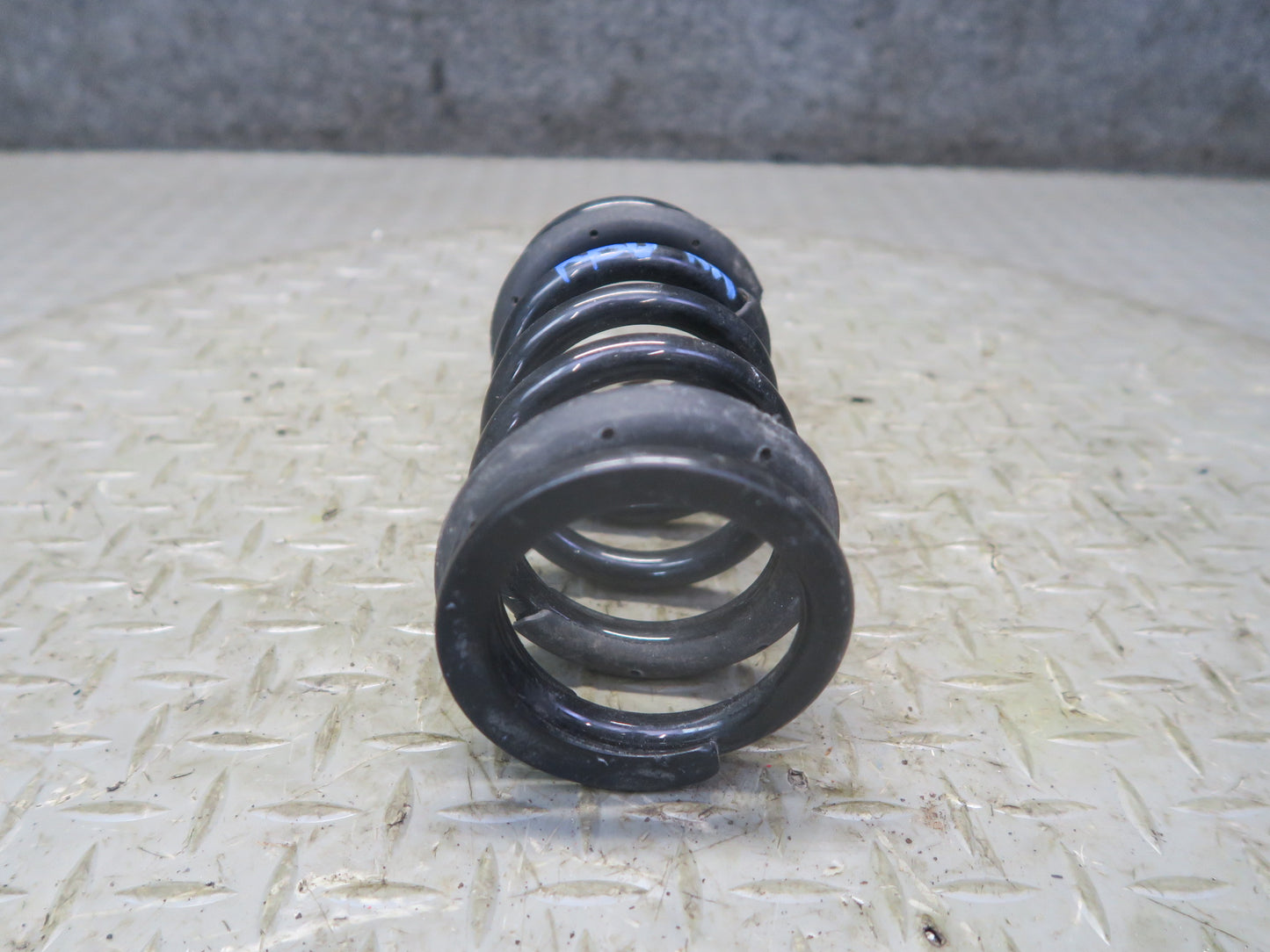 2001-2006 BMW E46 M3 Coupe Rear Left & Right Coil Spring Set of 2