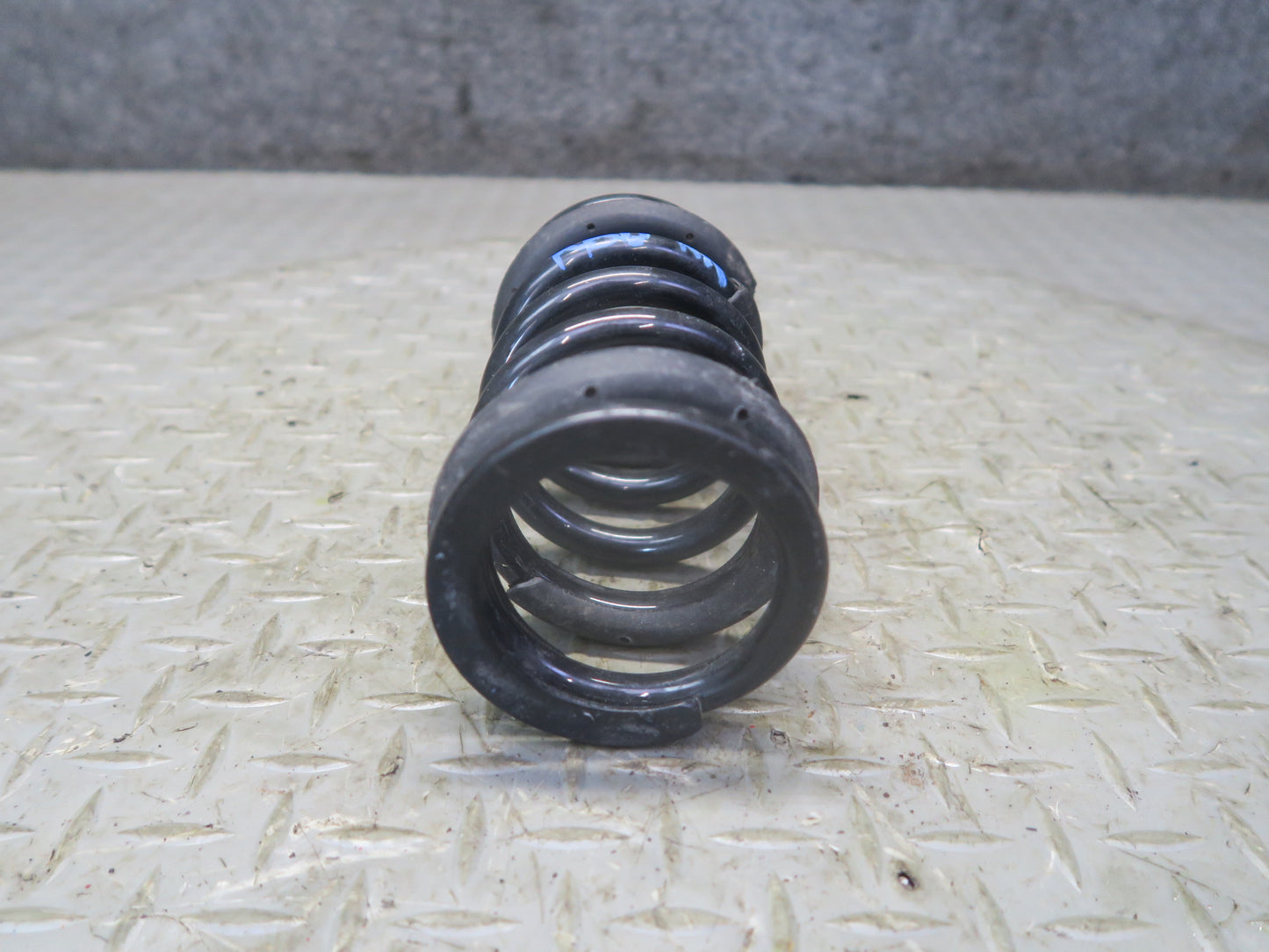 2001-2006 BMW E46 M3 Coupe Rear Left & Right Coil Spring Set of 2