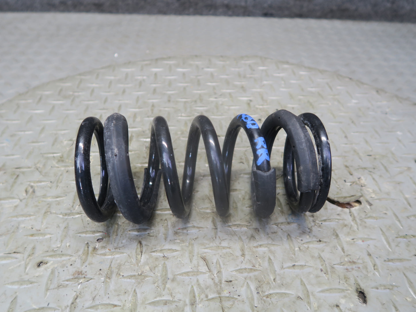 2001-2006 BMW E46 M3 Coupe Rear Left & Right Coil Spring Set of 2