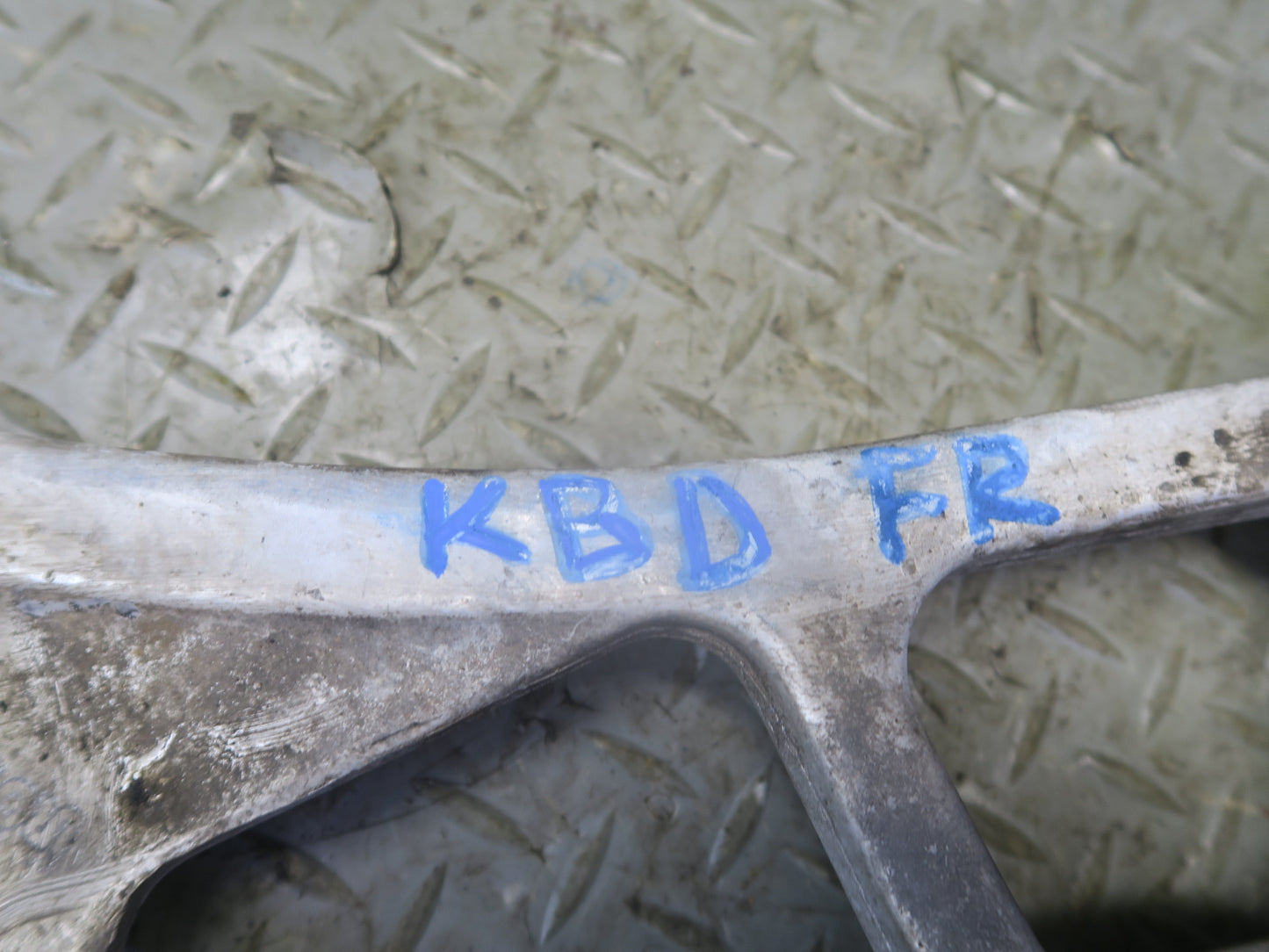 2001-2006 BMW E46 M3 Front Right Suspension Lower Control Arm