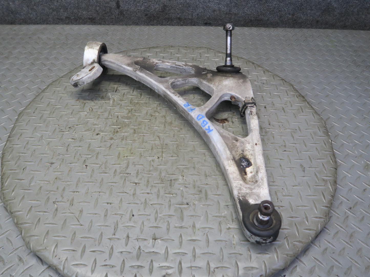 2001-2006 BMW E46 M3 Front Right Suspension Lower Control Arm