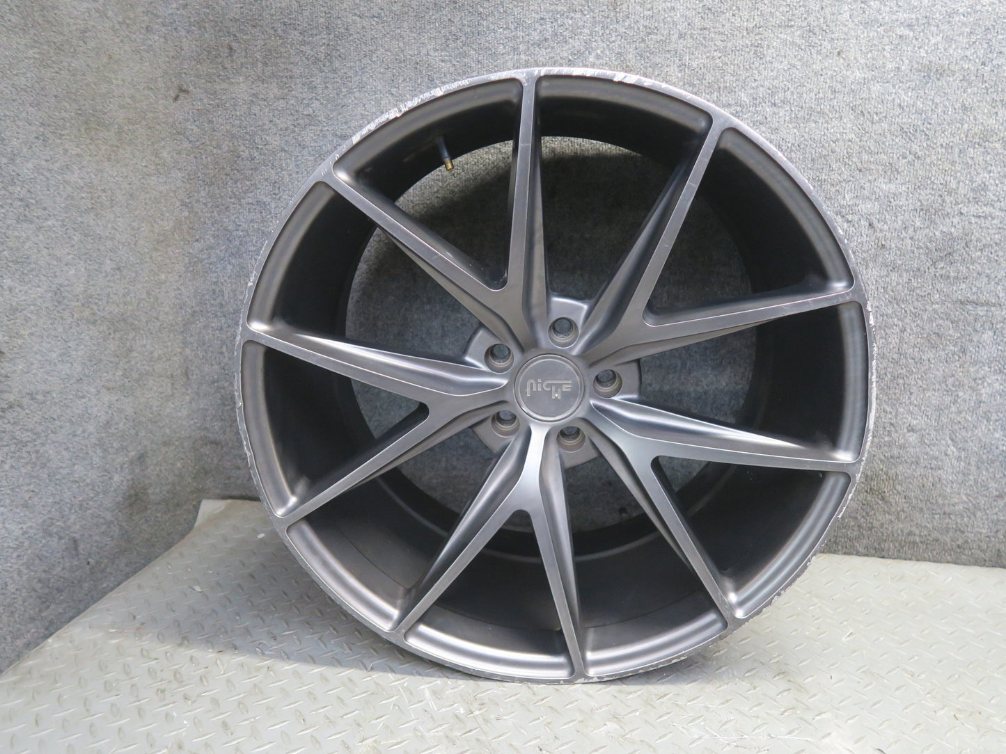 Niche Misano M117 R21 21" Wheel Rim 21x10.5J ET40 5x114.3