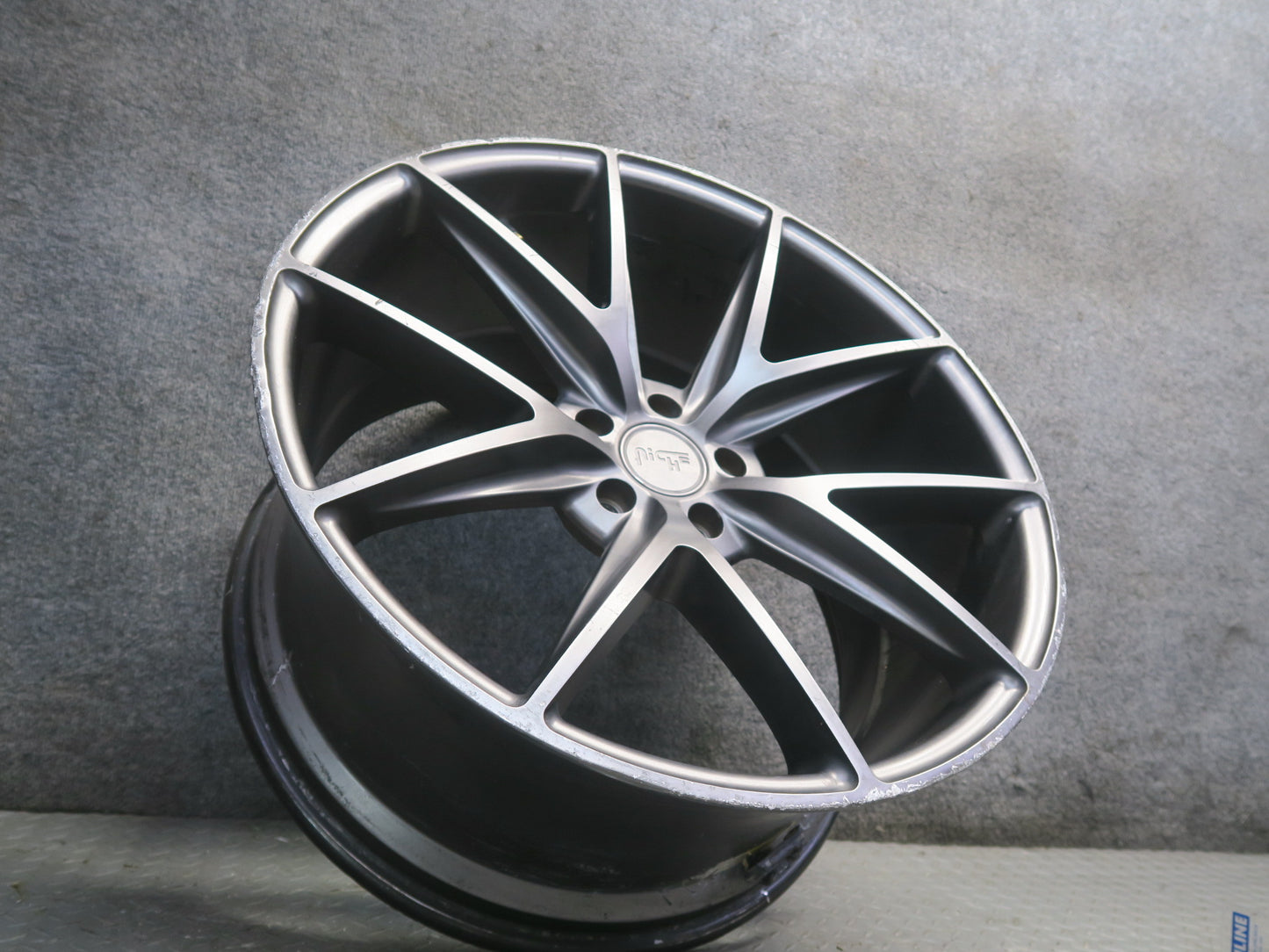 Niche Misano M117 R21 21" Wheel Rim 21x10.5J ET40 5x114.3