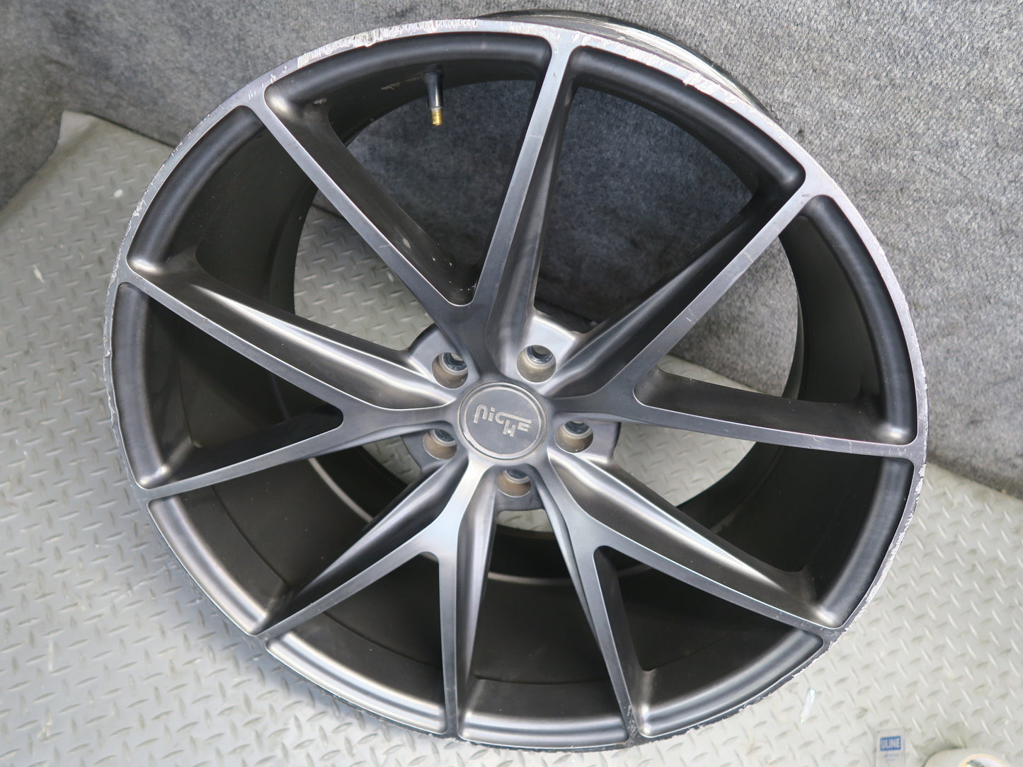 Niche Misano M117 R21 21" Wheel Rim 21x10.5J ET40 5x114.3
