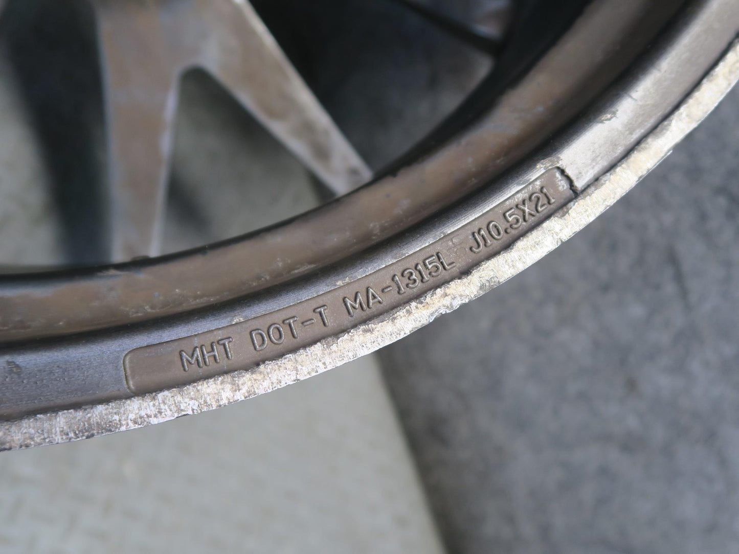 Niche Misano M117 R21 21" Wheel Rim 21x10.5J ET40 5x114.3
