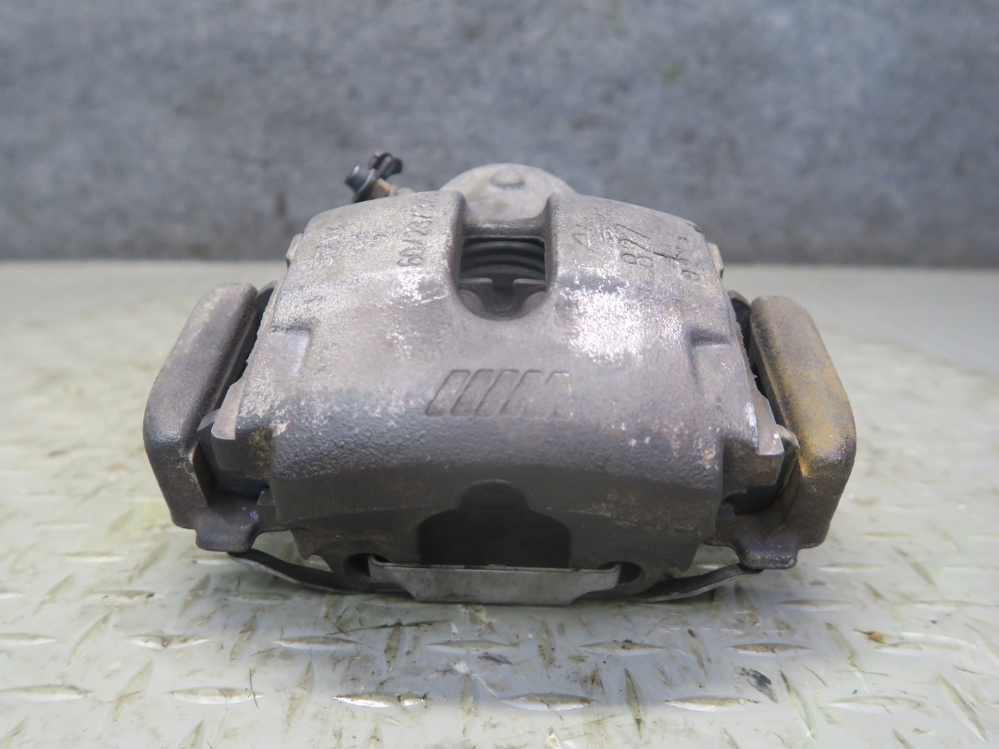 2001-2006 BMW E46 M3 Front Left & Right Brake Caliper Set of 2
