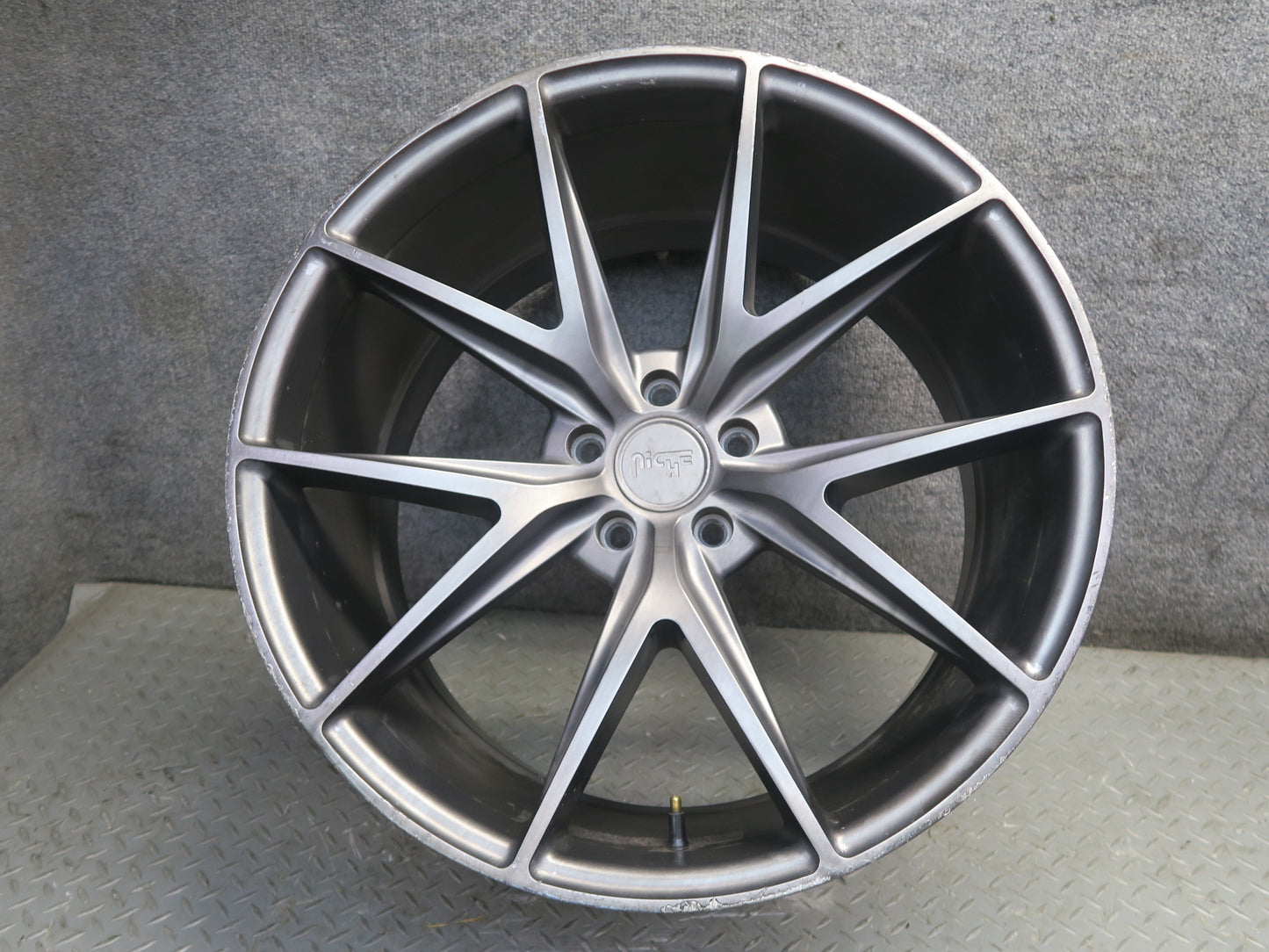 Niche Misano M117 R21 21" Wheel Rim 21x10.5J ET40 5x114.3
