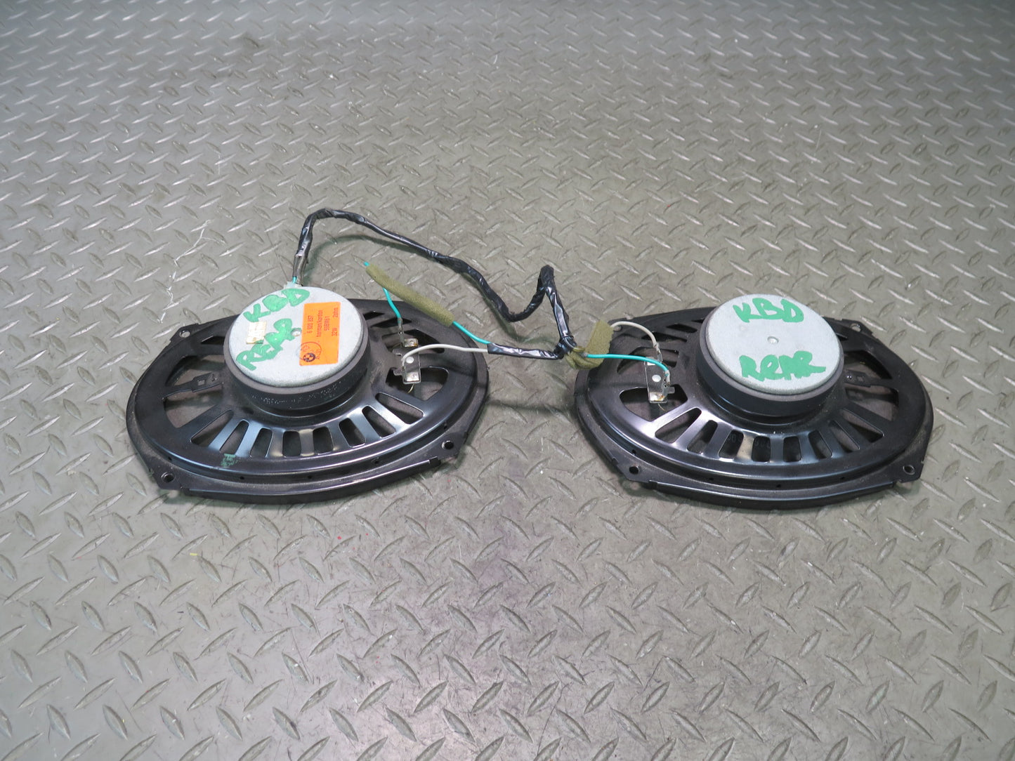 2001-2006 BMW E46 3-SERIES Rear TOP Hi-fi Harman Kardon Speaker Set of 2
