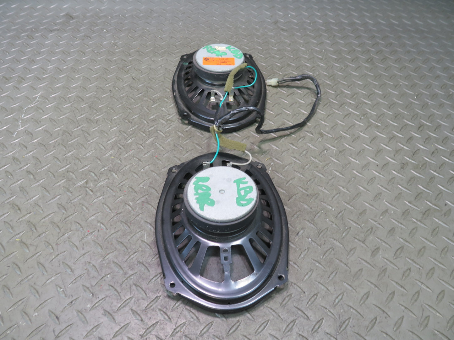 2001-2006 BMW E46 3-SERIES Rear TOP Hi-fi Harman Kardon Speaker Set of 2