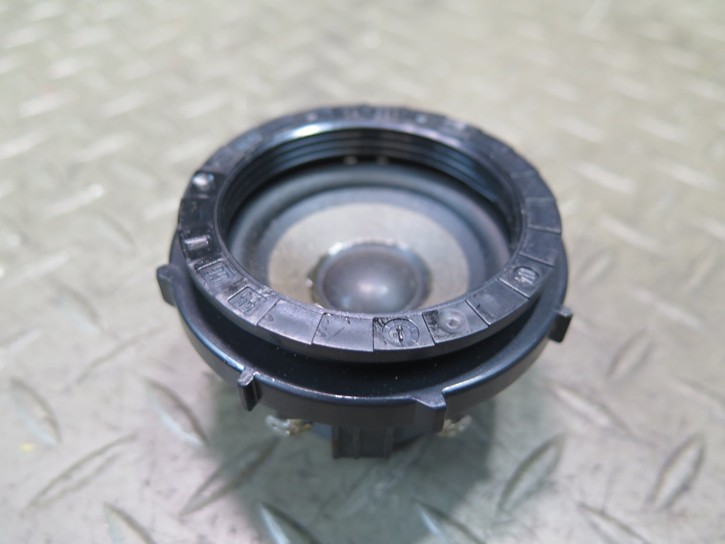 2001-2006 BMW E46 3-SERIES Rear Left & Right Hi-fi MID Range Speaker Set of 2