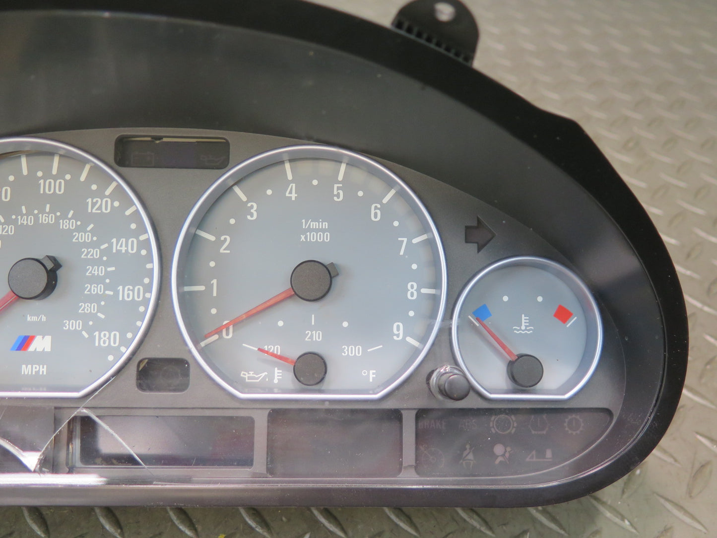 2001-2006 BMW E46 M3 M/T Instrument Cluster Gauge Speedometer 7833076 Damaged