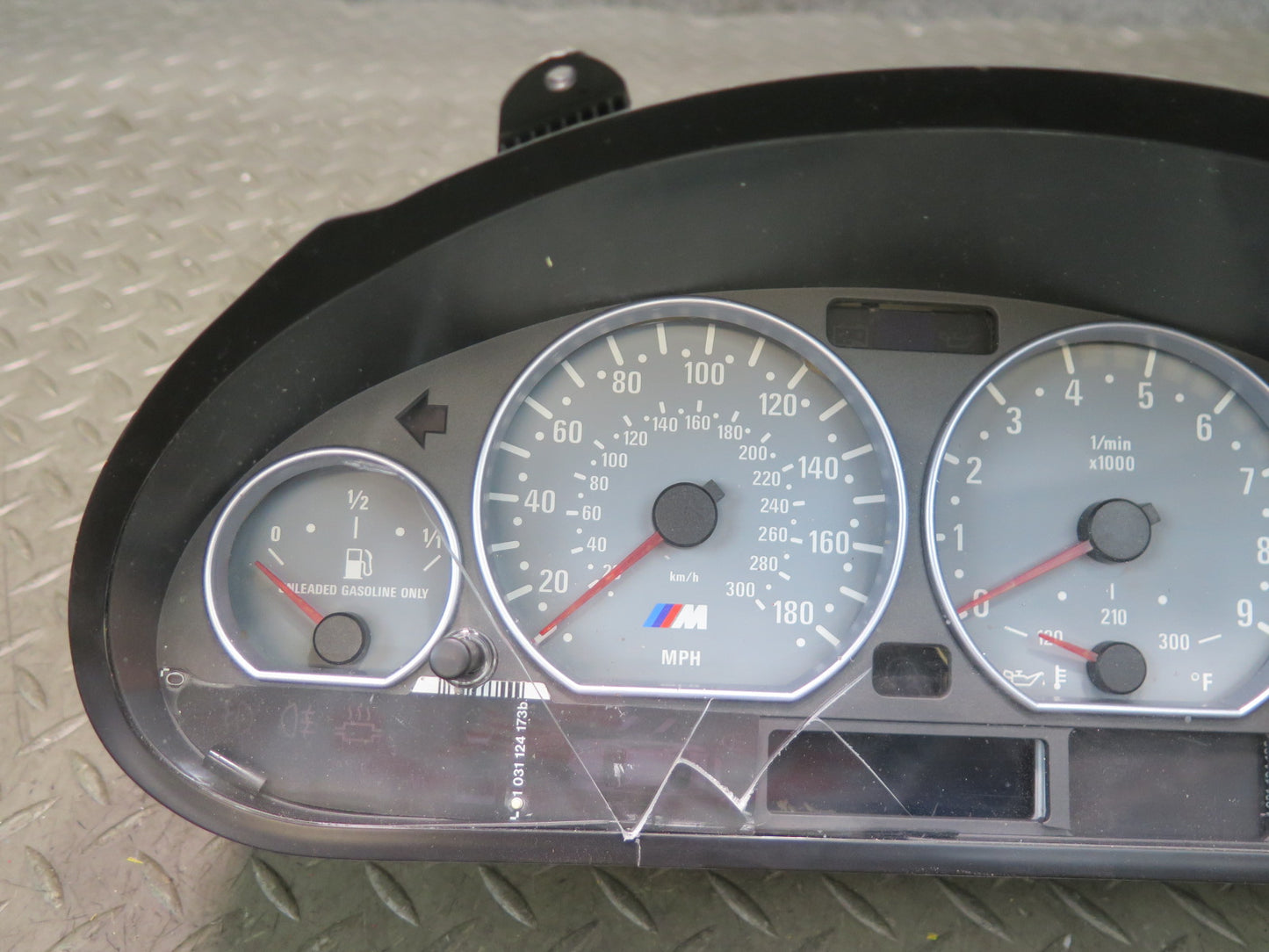 2001-2006 BMW E46 M3 M/T Instrument Cluster Gauge Speedometer 7833076 Damaged