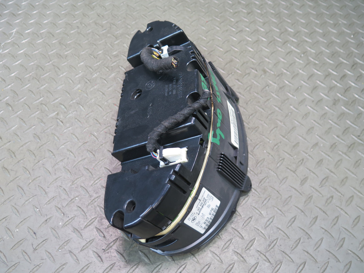 2001-2006 BMW E46 M3 M/T Instrument Cluster Gauge Speedometer 7833076 Damaged